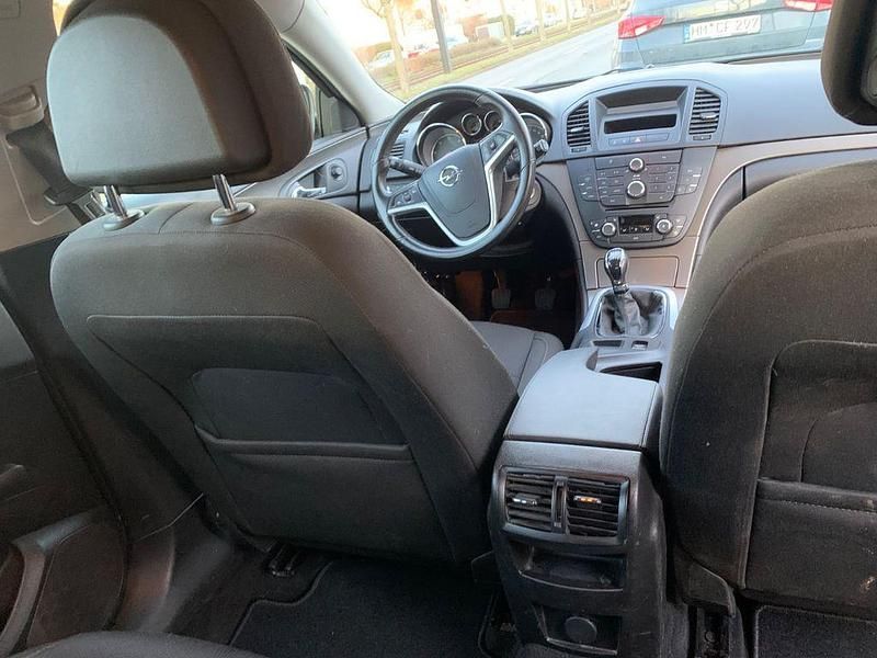 Gebraucht Opel Insignia Selection 131 PS (96 kW) 2009 Schwarz Kombi
