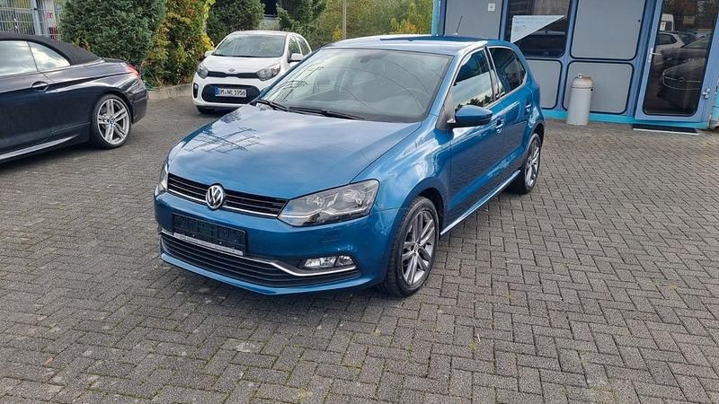 Blau Gebraucht 2016 VW Polo Allstar Limousine | 9.350 € (Fairer Preis) - Bild 1/4