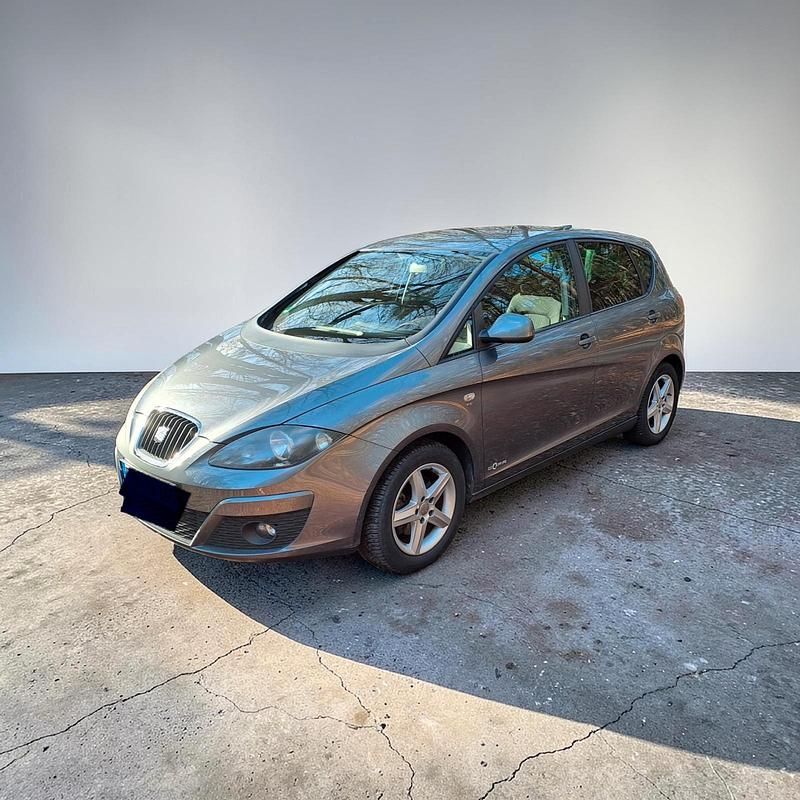 Gebraucht Seat Altea 105 PS (77 kW) 2012 Grau Limousine