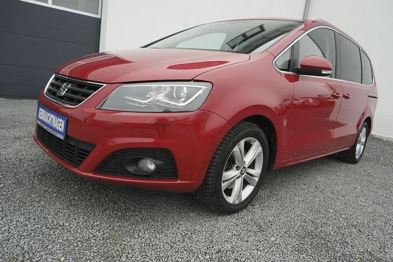 Rot Gebraucht 2016 Seat Alhambra Style Plus Van / Kleinbus | 16.900 € (Superpreis) - Bild 1/4