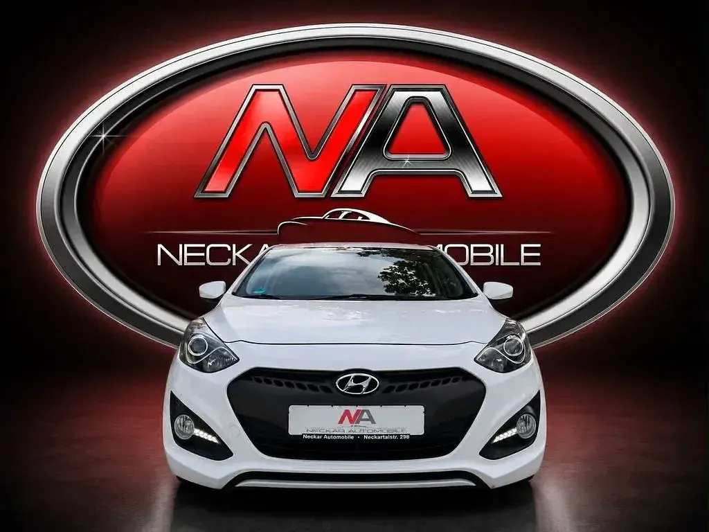 Gebraucht Hyundai i30 Classic 99 PS (72 kW) 2013 Weiß Coupé
