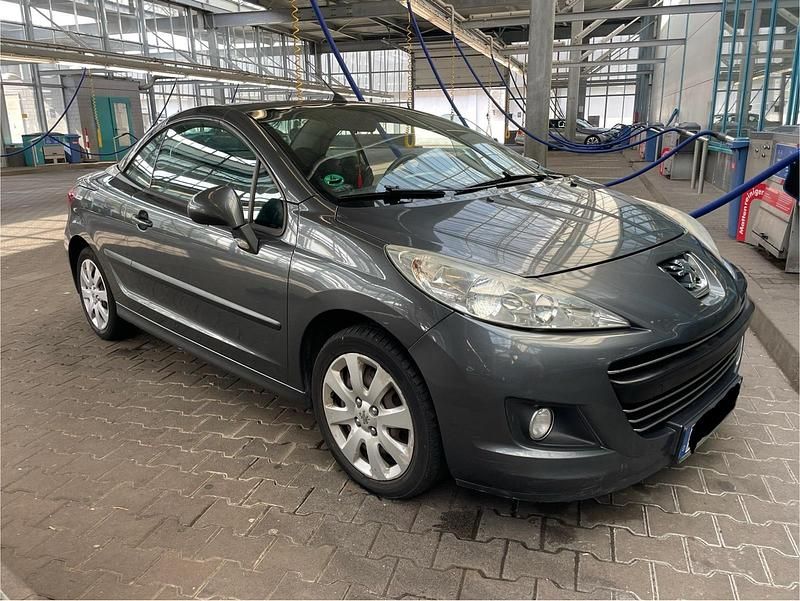 Gebraucht 2011 Peugeot 207 CC Cabrio | 2.000 € (Fairer Preis) - Bild 1/4