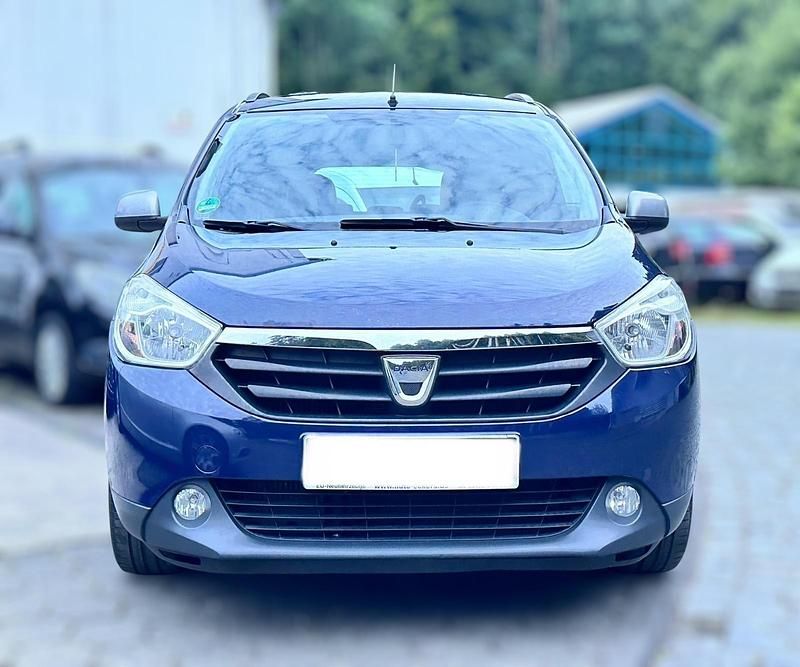 Blau Gebraucht 2015 Dacia Lodgy Van / Kleinbus | 6.500 € (Superpreis) - Bild 1/4