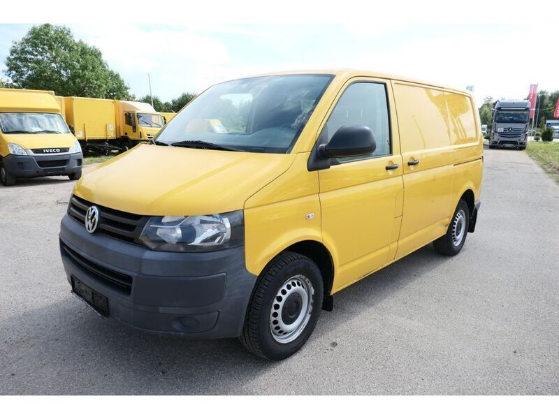 Gebraucht VW T5 84 PS (61 kW) 2011 Ginstergelb r1032 Van