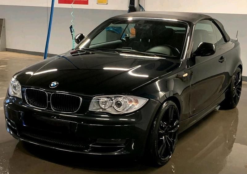 Gebraucht BMW 118 Cabriolet 143 PS (105 kW) 2009 Schwarz Cabrio