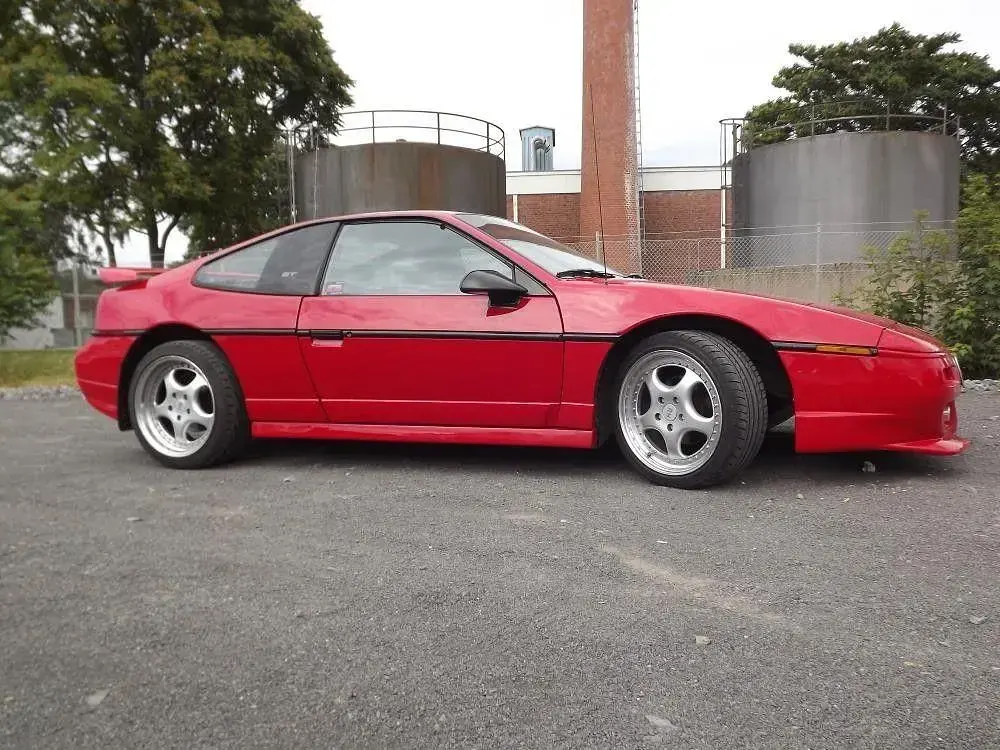 Gebraucht Pontiac Fiero 128 PS (94 kW) 1988 Rot Coupé