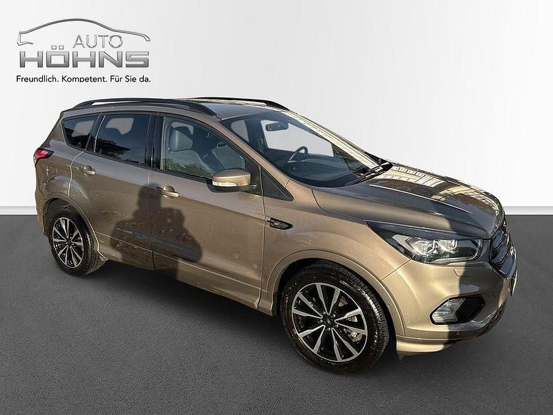 Gebraucht Ford Kuga ST-Line 175 PS (128 kW) 2019 Silber SUV
