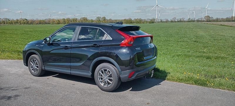 Gebraucht Mitsubishi Eclipse Cross 163 PS (119 kW) 2019 Schwarz SUV