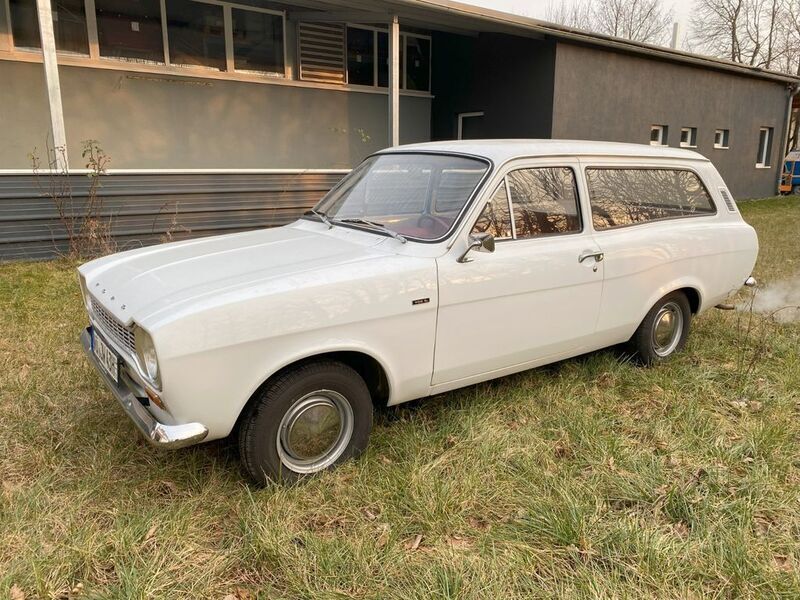 Weiß Gebraucht 1973 Ford Escort Kombi | 14.999 € - Bild 1/4