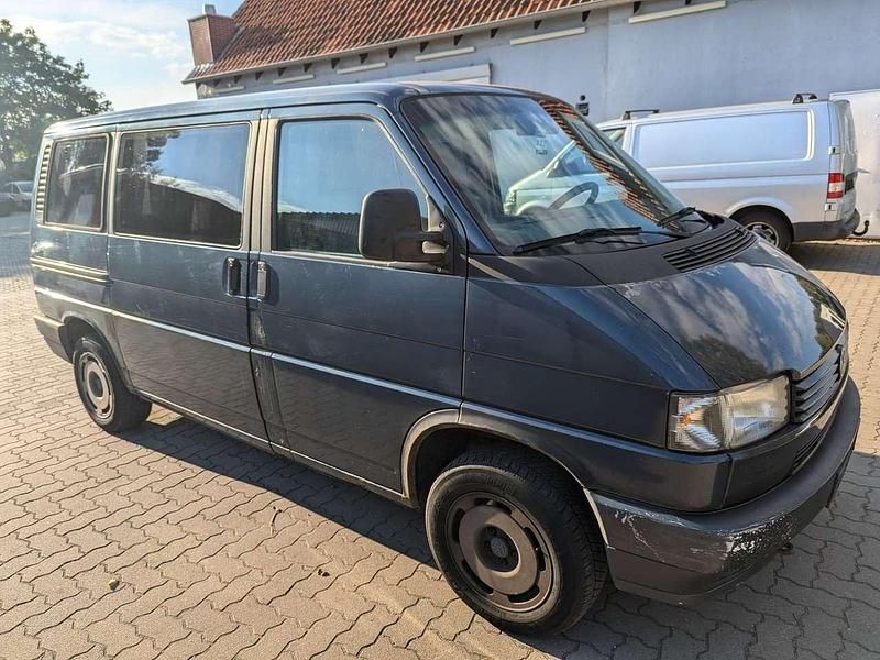 Second-hand VW T4 68 CP (50 kW) 1996 Albastru Van