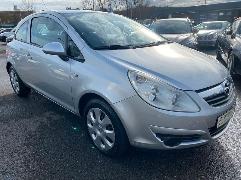 Gebraucht Opel Corsa Edition 90 PS (66 kW) 2008 Starsilber iii m2 Kleinwagen