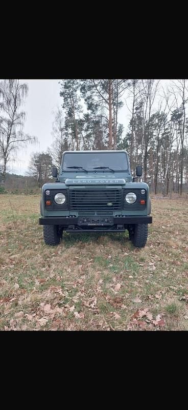 Gebraucht Land Rover Defender 122 PS (89 kW) 2008 Grün Kombi