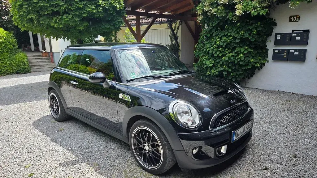 Gebraucht Mini Cooper SD 143 PS (105 kW) 2014 Schwarz Kleinwagen