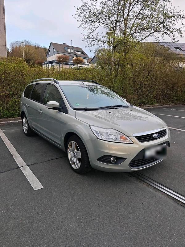 Gebraucht Ford Focus 90 PS (66 kW) 2010 Kombi