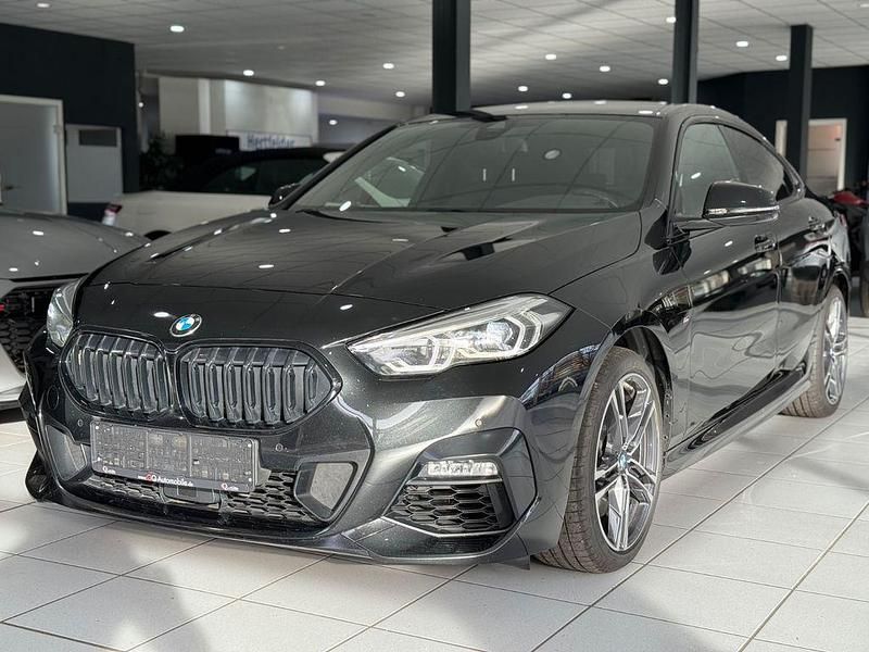 Gebraucht BMW 220 M Sport 178 PS (130 kW) 2023 Black sapphire metallic Limousine