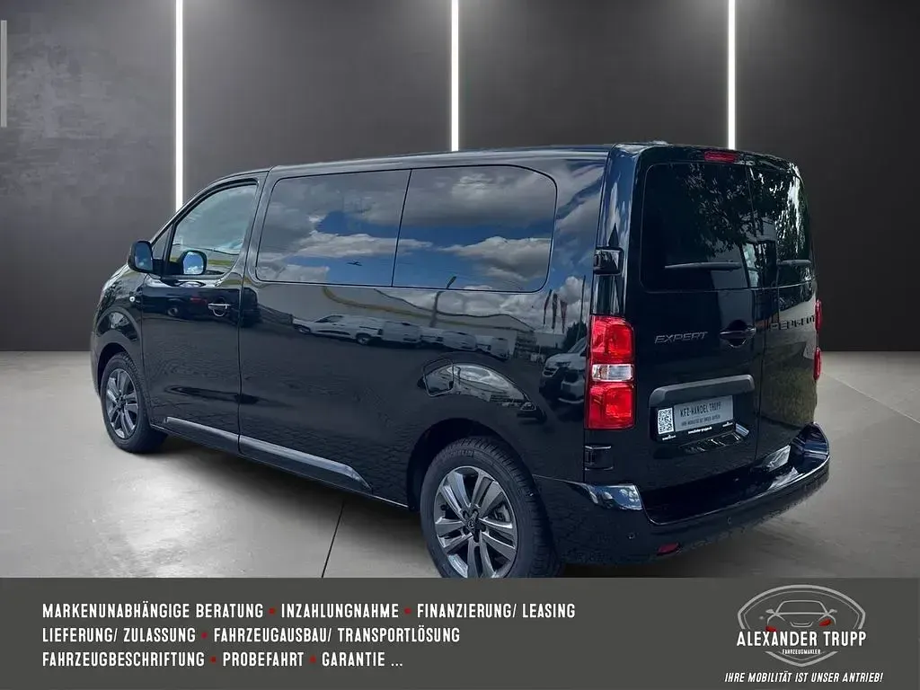 Neu Peugeot Expert 144 PS (105 kW) 2025 Schwarz Van