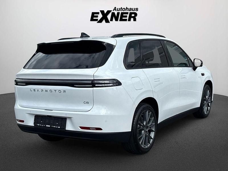 Gebraucht Leapmotor C10 215 PS (158 kW) 2025 Pearly weiß SUV