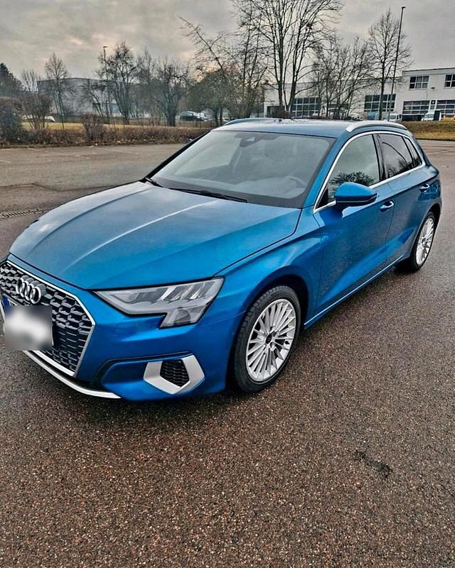 Gebraucht Audi A3 Advanced 150 PS (110 kW) 2023 Blau Limousine