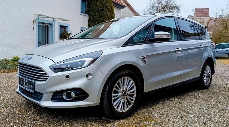 Gebraucht Ford S-MAX S 190 PS (139 kW) 2020 Silber Van / Kleinbus