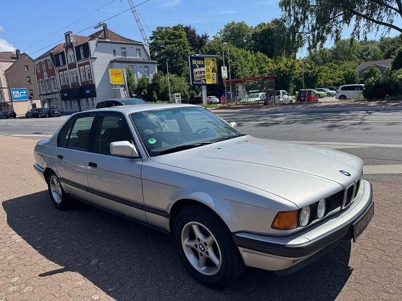 Gebraucht BMW 735 211 PS (155 kW) 1990 Grau Limousine