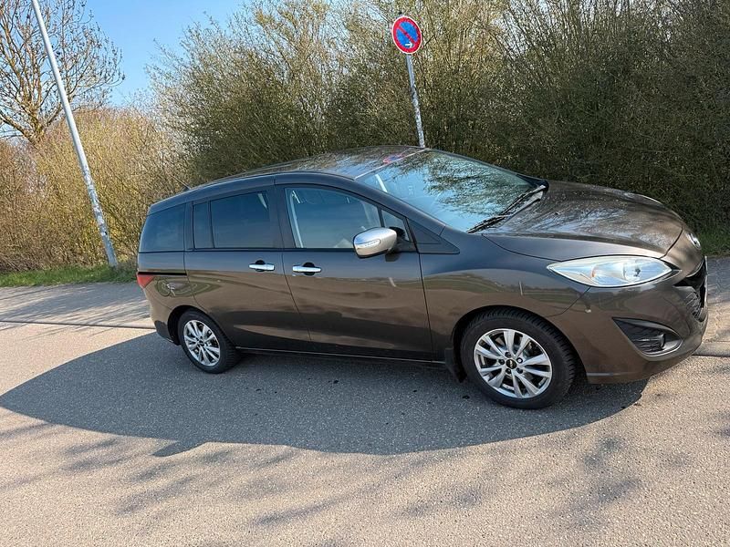 Gebraucht Mazda 5 115 PS (84 kW) 2015 Braun Van / Kleinbus