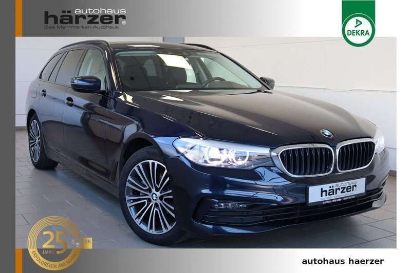 Imperialblau brillanteffekt me Gebraucht 2019 BMW 520 Sport Line Kombi | 26.990 € (Fairer Preis) - Bild 1/4