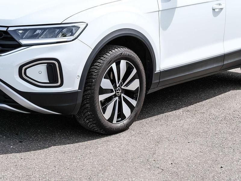 Second-hand VW T-Roc Move 110 CP (80 kW) 2023 Alb SUV