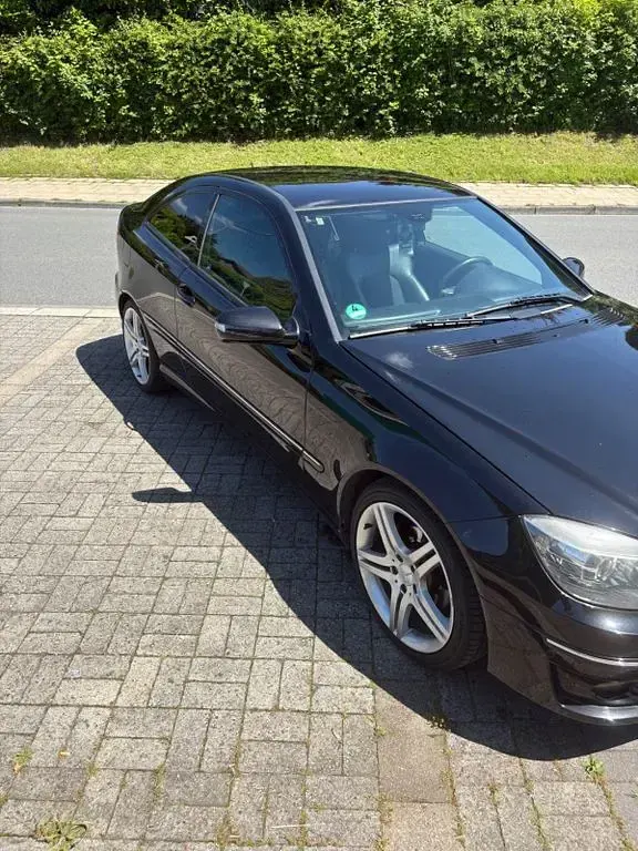 Gebraucht Mercedes CLC200 122 PS (89 kW) 2009 Schwarz Kleinwagen