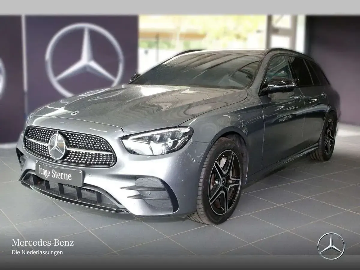 Gebraucht Mercedes E450 AMG 367 PS (269 kW) 2023 Selenitgrau Kombi