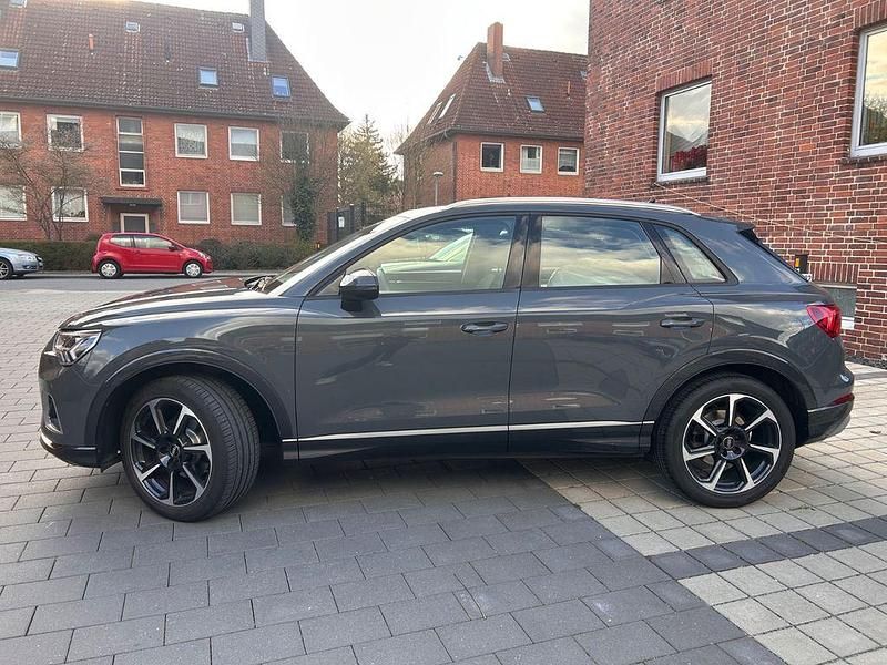 Gebraucht Audi Q3 Advanced 150 PS (110 kW) 2019 Grau SUV