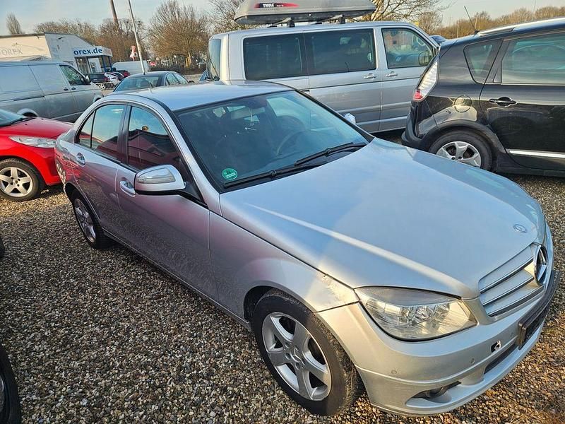 Gebraucht Mercedes C200 136 PS (100 kW) 2007 Silber Limousine
