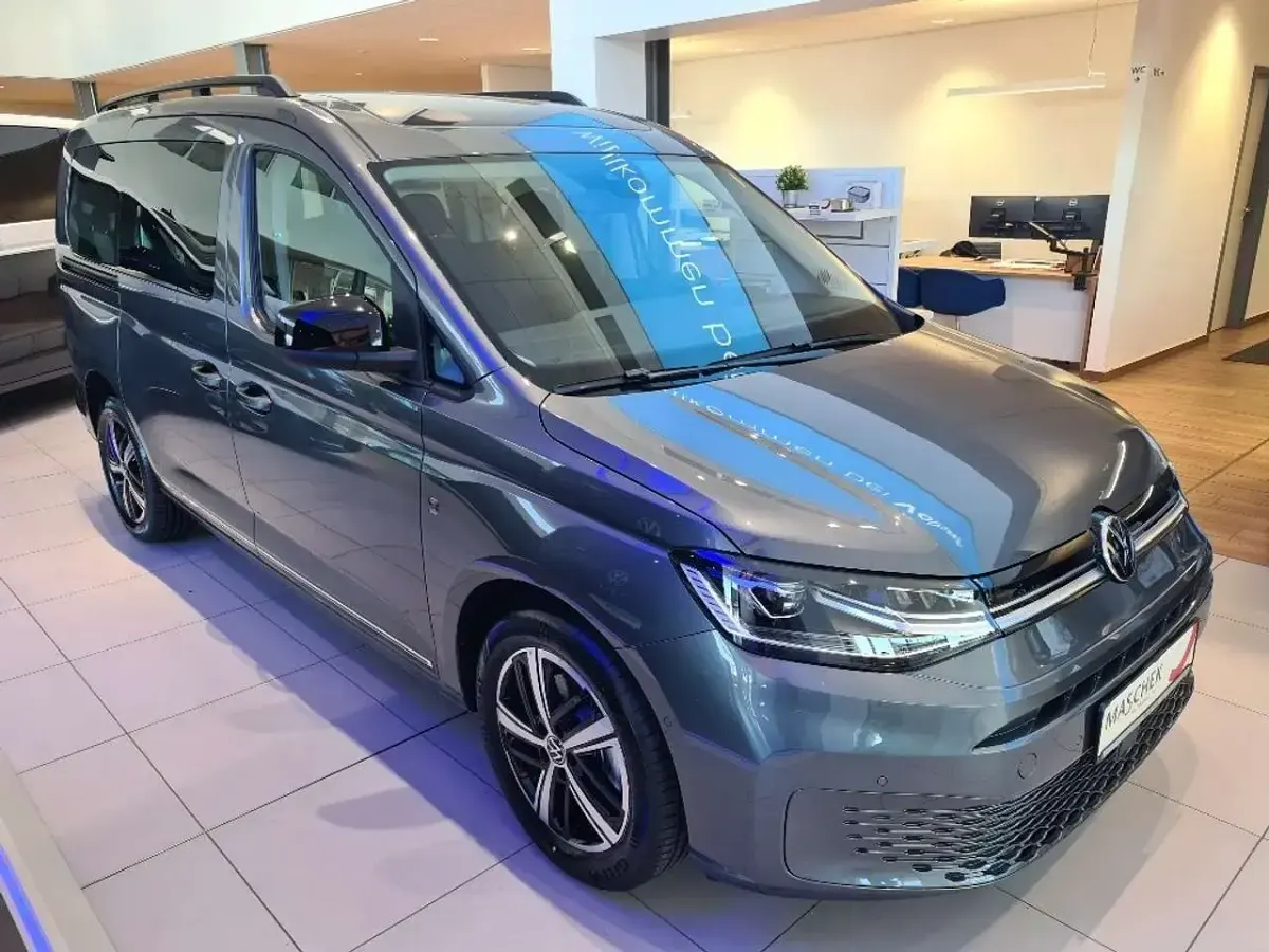 Gebraucht VW Caddy Maxi Dark Label 122 PS (89 kW) 2026 Grau Van / Kleinbus