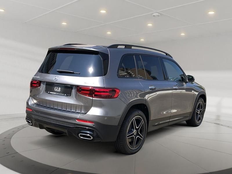 Gebraucht Mercedes GLB200 150 PS (110 kW) 2025 Grau metalliclack mountaingrau SUV