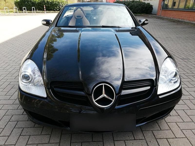 Gebraucht Mercedes SLK200 163 PS (119 kW) 2005 Schwarz Cabrio