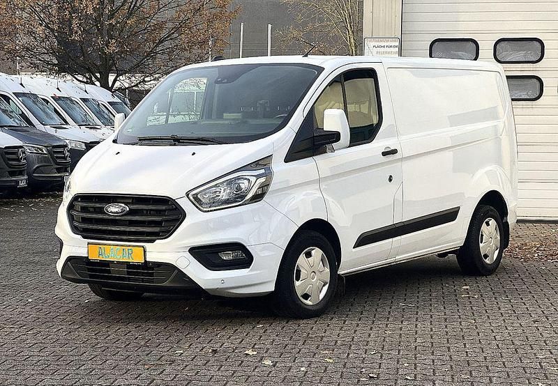 Gebraucht Ford Transit Custom Trend 131 PS (96 kW) 2020 Weiß Van / Kleinbus