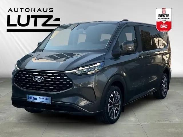Grau Gebraucht 2025 Ford Tourneo Custom Titanium X Van | 56.990 € - Bild 1/4