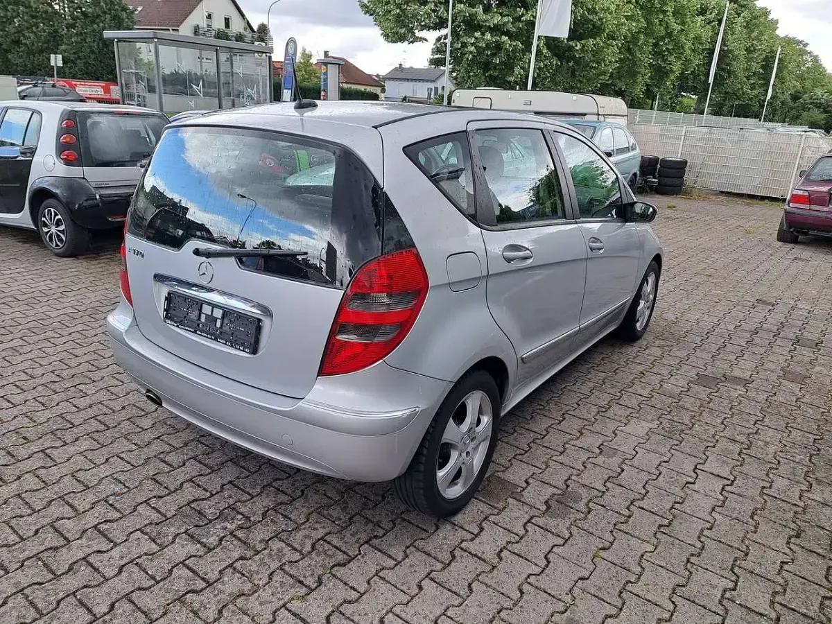 Gebraucht Mercedes A170 116 PS (85 kW) 2005 Silber Limousine