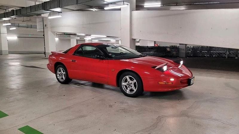 Rot Gebraucht 1993 Pontiac Firebird Coupé | 8.999 € - Bild 1/4