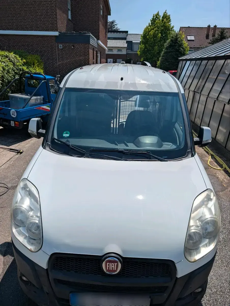 Gebraucht Fiat Doblò 105 PS (77 kW) 2010 Van / Kleinbus