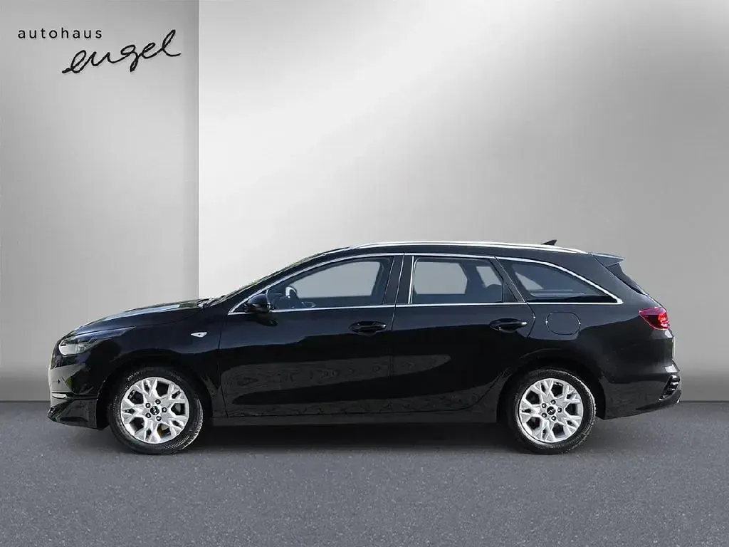 Gebraucht Kia Ceed Sportswagon Vision 160 PS (117 kW) 2023 Schwarz Kombi