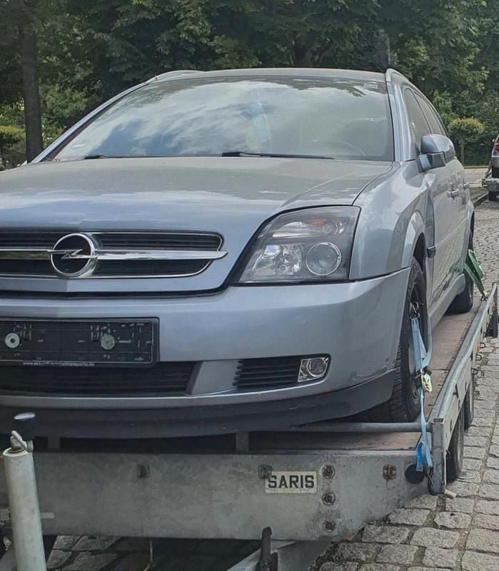 Gebraucht Opel Vectra 2005 Silber Kombi