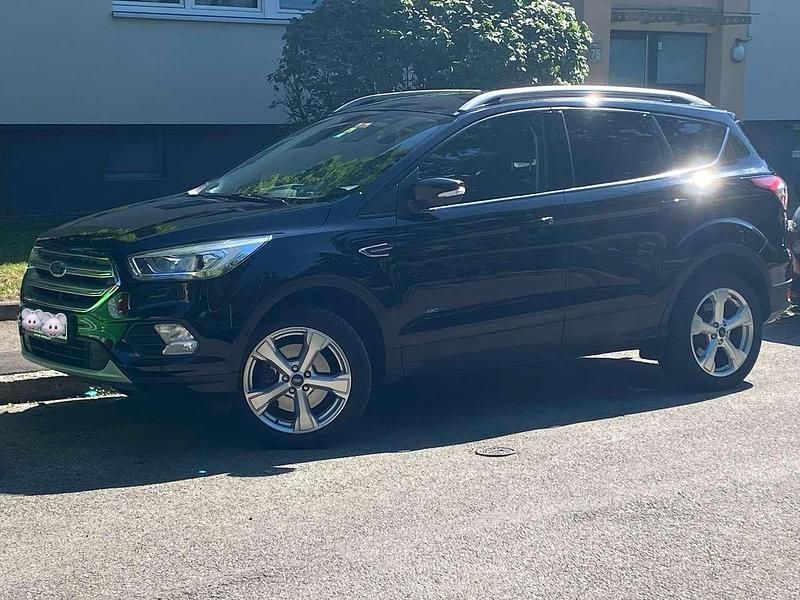 Gebraucht 2018 Ford Kuga Titanium SUV | 16.999 € (Fairer Preis) - Bild 1/4
