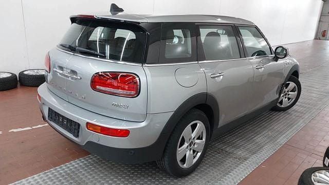 Gebraucht Mini Cooper Clubman Classic 136 PS (100 kW) 2023 Silberkeine angabe Kombi