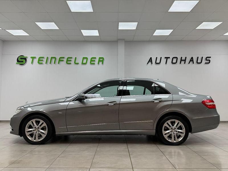 Gebraucht Mercedes E200 Avantgarde 136 PS (100 kW) 2011 Silber Limousine