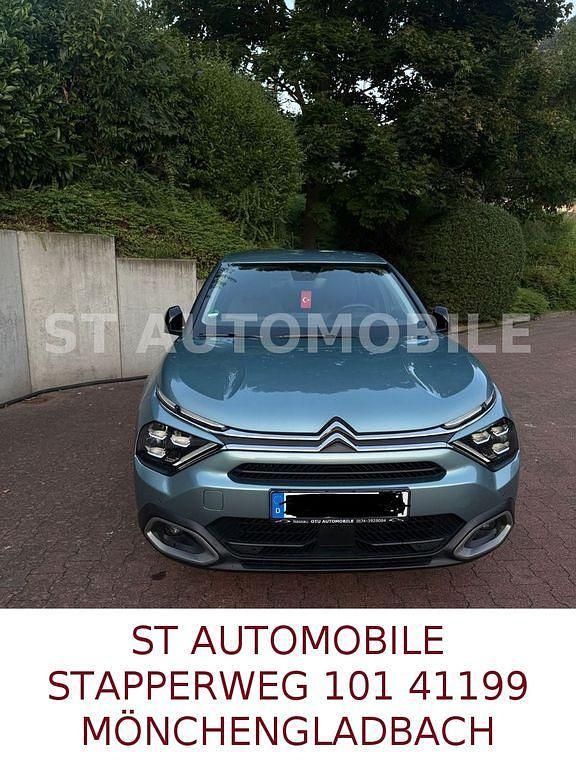 Blau Gebraucht 2022 Citroën C4 Shine Limousine | 18.490 € (Guter Preis) - Bild 1/4