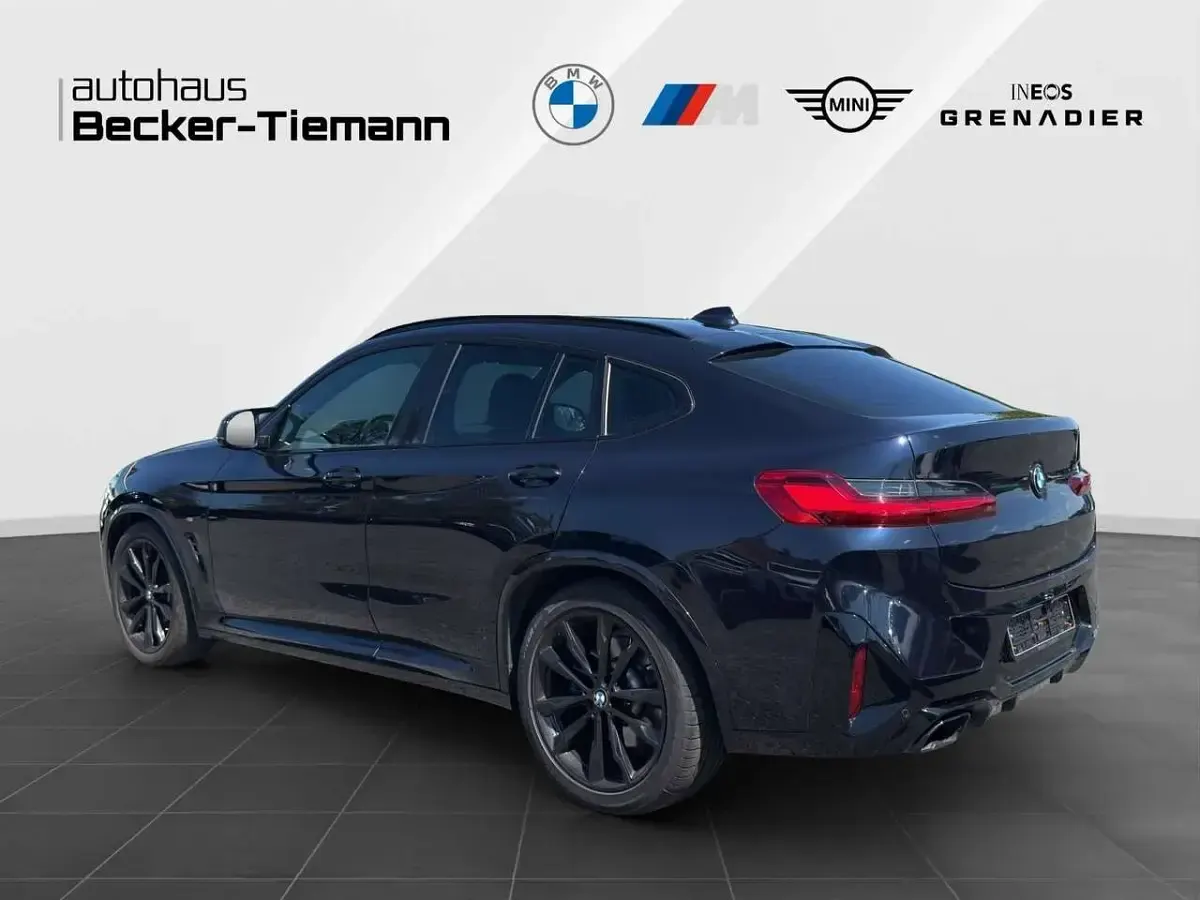 Gebraucht BMW X4 M M Sport 340 PS (250 kW) 2023 M carbonschwarz SUV