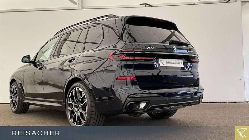 Ny BMW X7 Performance 352 HK (258 kW) 2025 Grå SUV
