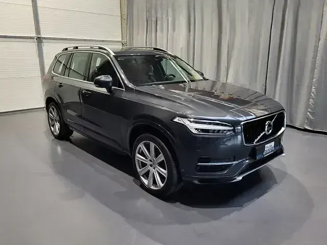 Gebraucht Volvo XC90 Momentum 235 PS (172 kW) 2017 Savile grey / metallic SUV