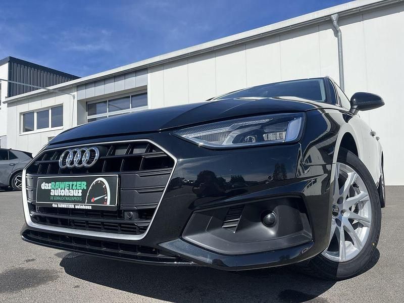 Gebraucht Audi A4 150 PS (110 kW) 2022 Mythosschwarz Kombi