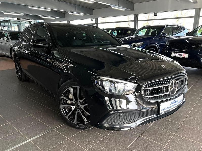 Gebraucht Mercedes E400 Avantgarde 330 PS (242 kW) 2021 Schwarz Limousine